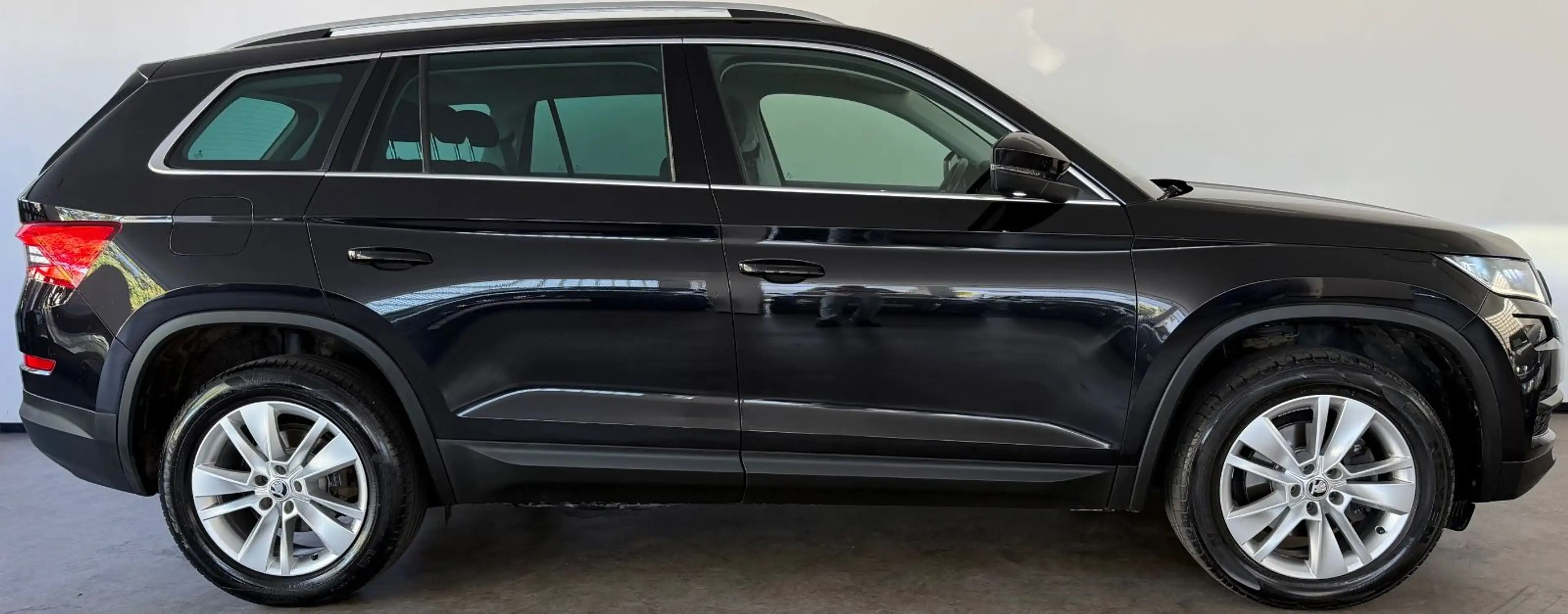 Skoda Kodiaq Style 4x4 2.Hand AHK Pano ACC Cam CarPlay — photo 2