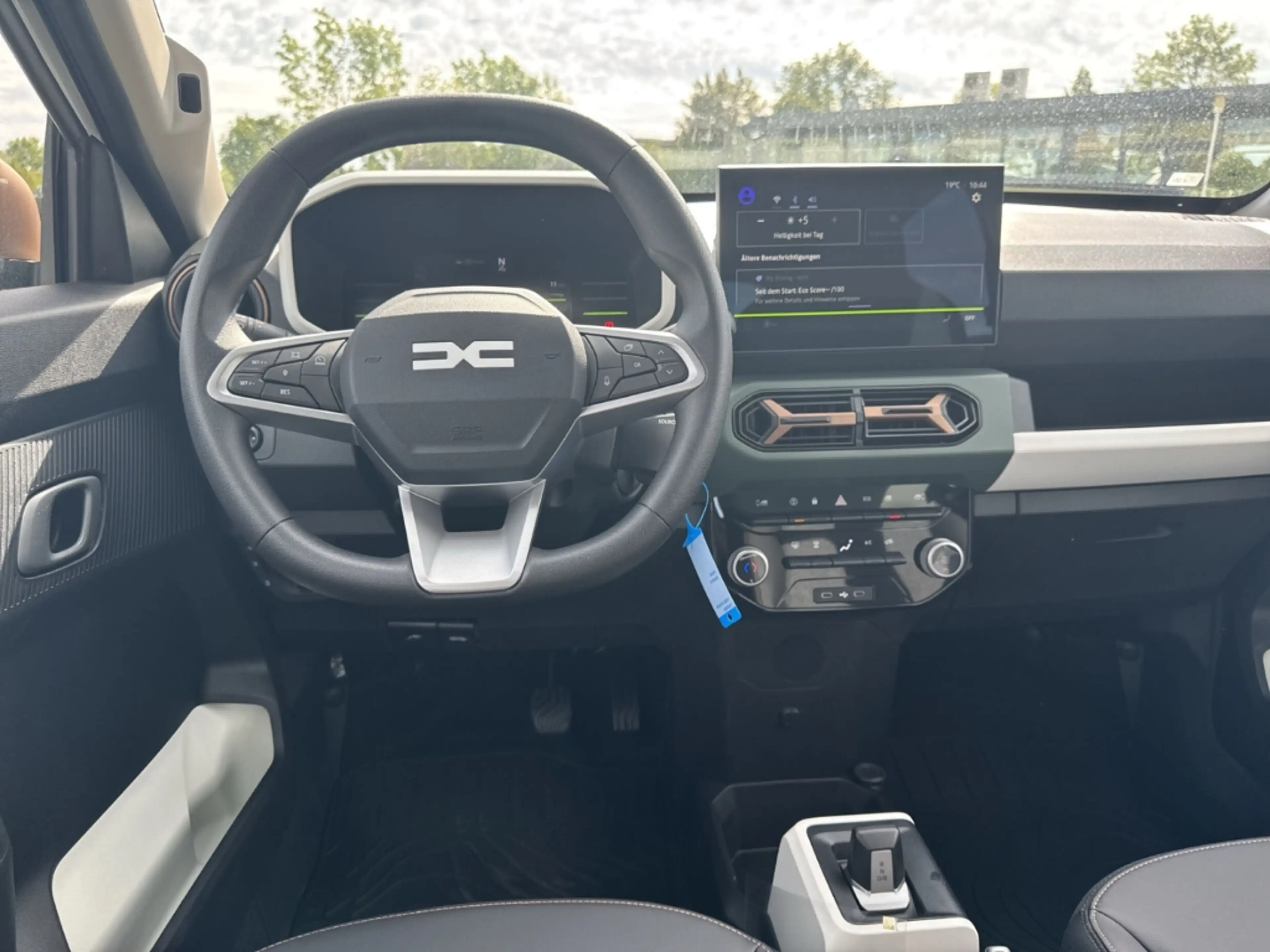 Dacia Spring EXTREME ELECTRIC 100 Extreme LED+KAMERA+PDC — photo 15