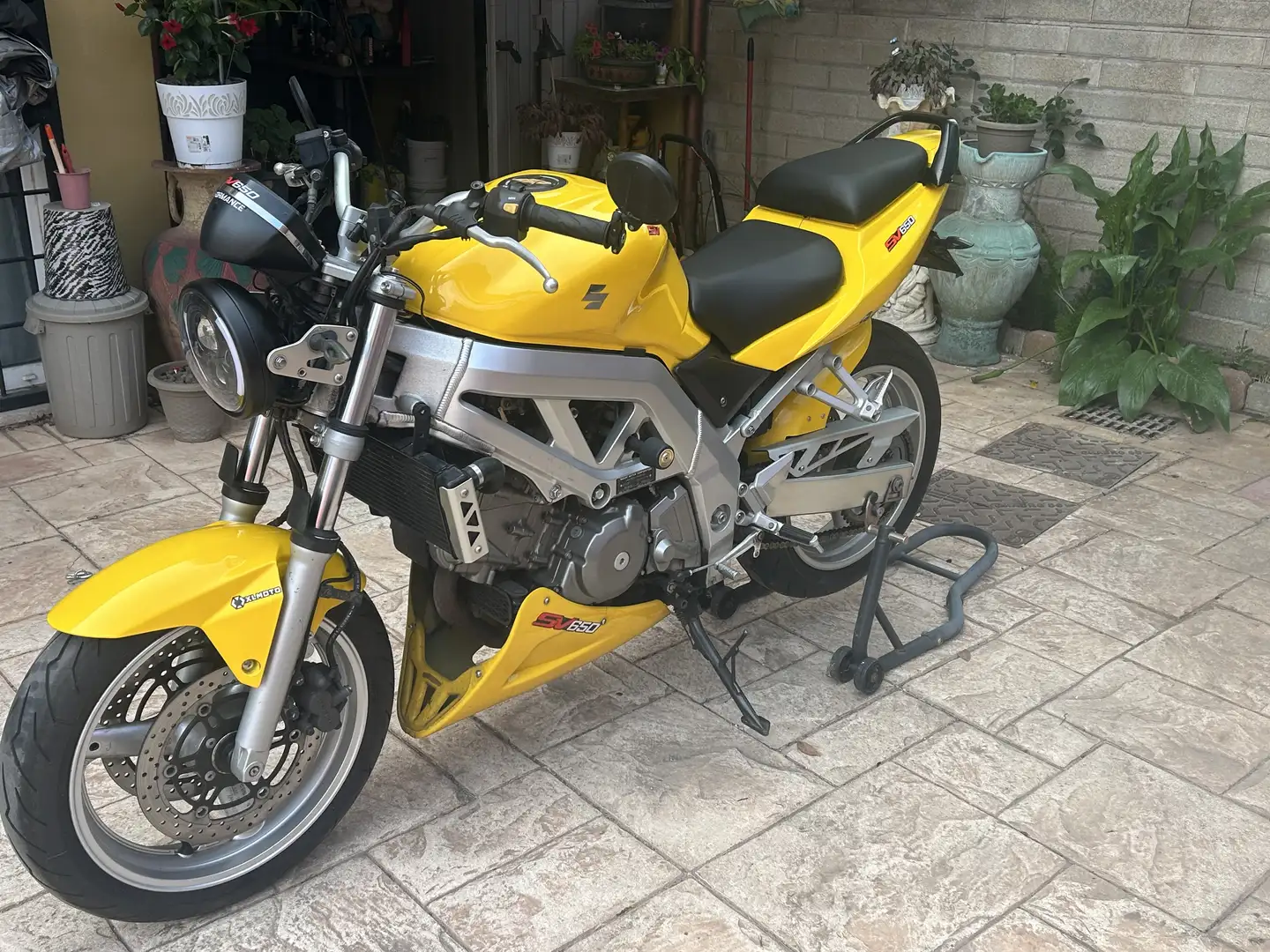 Suzuki SV 650 naked - 1