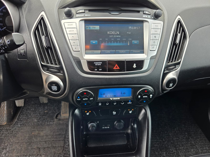 Hyundai iX35 Style AWD 4X4 Allrad,AHK,Leder,PDC — photo 12