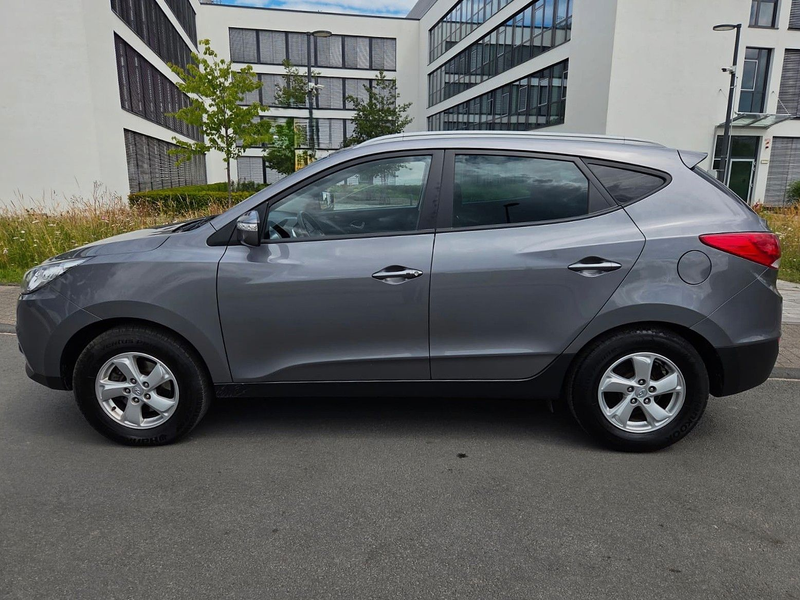 Hyundai iX35 Style AWD 4X4 Allrad,AHK,Leder,PDC — photo 6