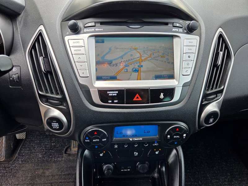 Hyundai iX35 Style AWD 4X4 Allrad,AHK,Leder,PDC — photo 14