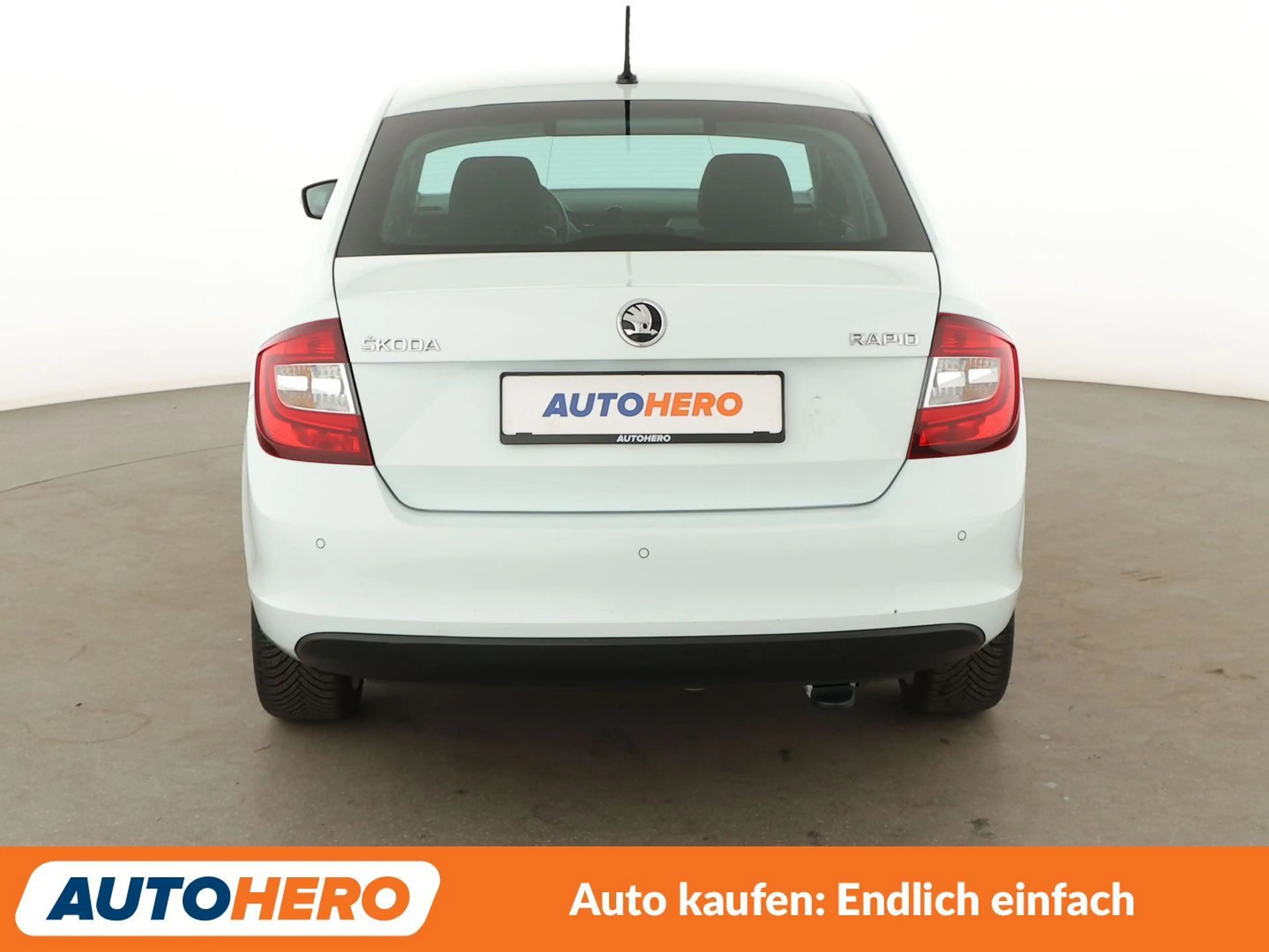 Skoda Rapid/Spaceback 1.0 TSI Clever*PDC*SHZ*KLIMA*TEMPO*GARANTIE* — photo 5