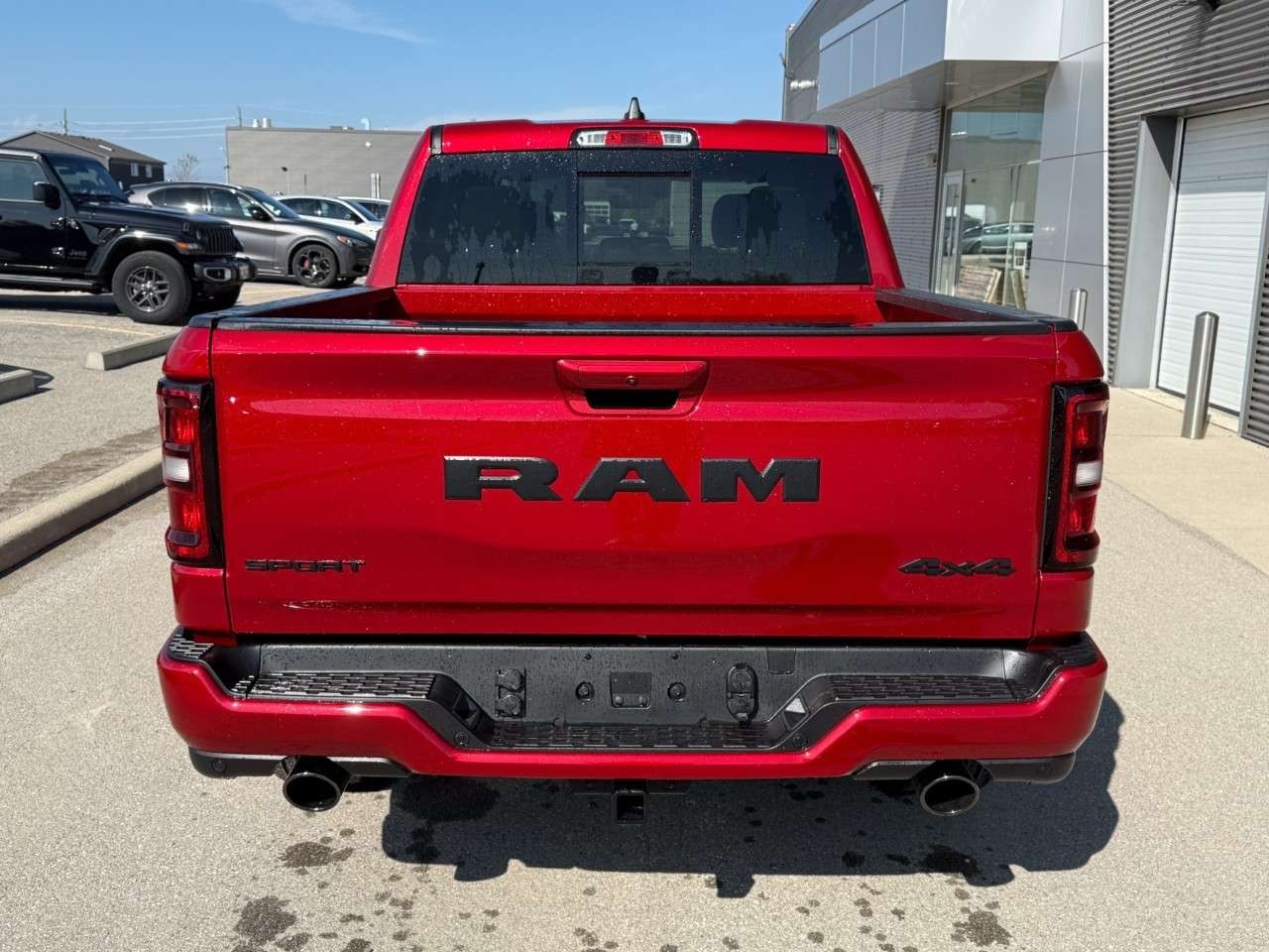 2026 RAM 1500 Sport 4x4 Crew Cab 5'7 Box — снимка 5