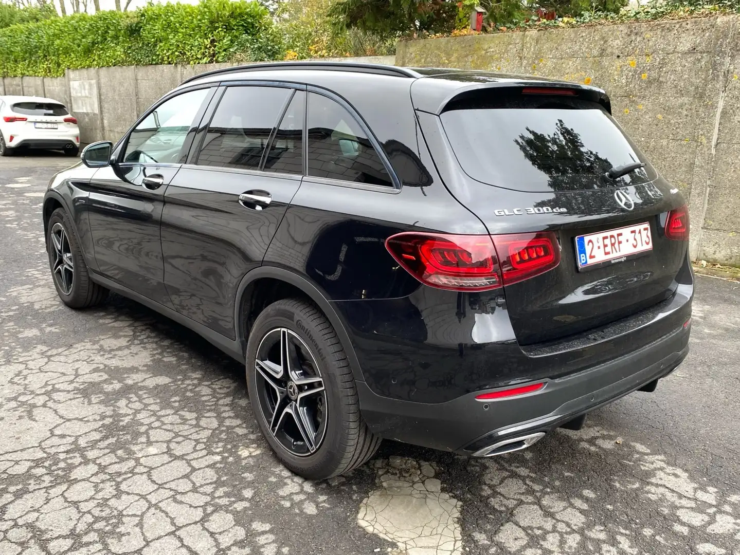 Mercedes-Benz GLC 300 de 4-Matic PHEV Noir - 2