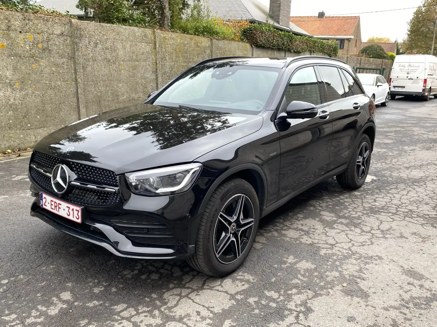 Mercedes-Benz GLC 300 de 4-Matic PHEV Noir - 1