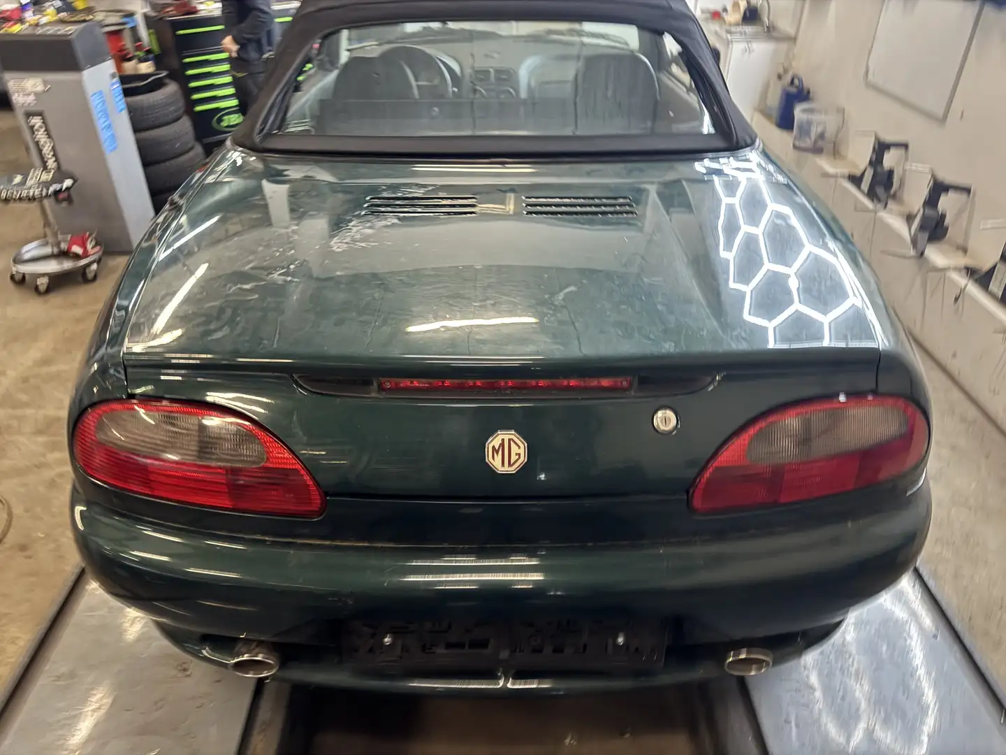 MG MGF MG F 1,8i VVC Grün - 2