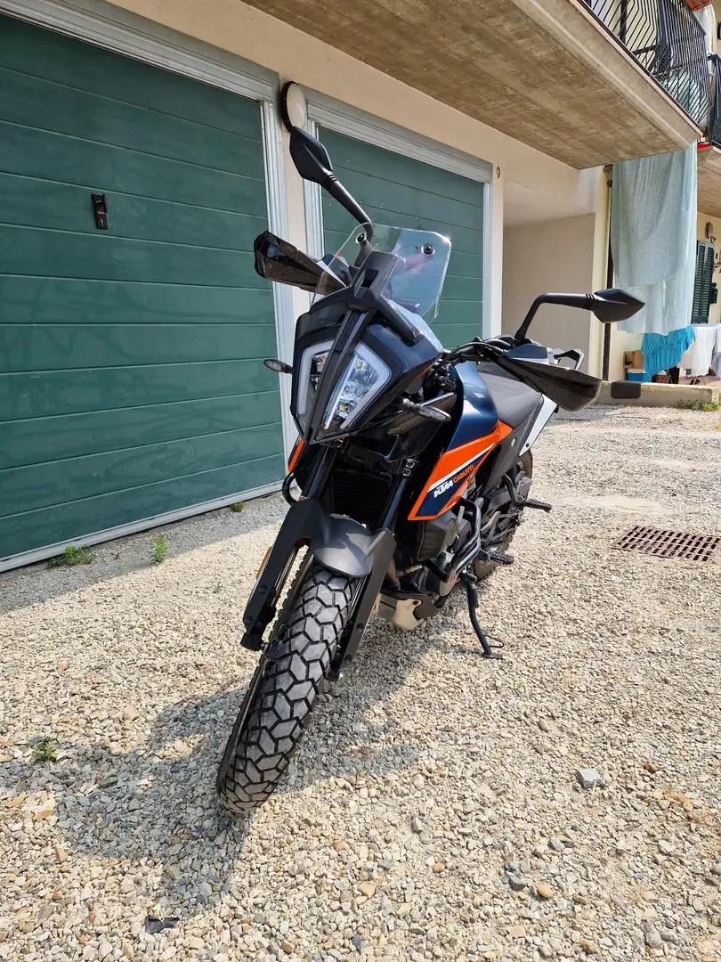 KTM 390 Adventure Orange - 1