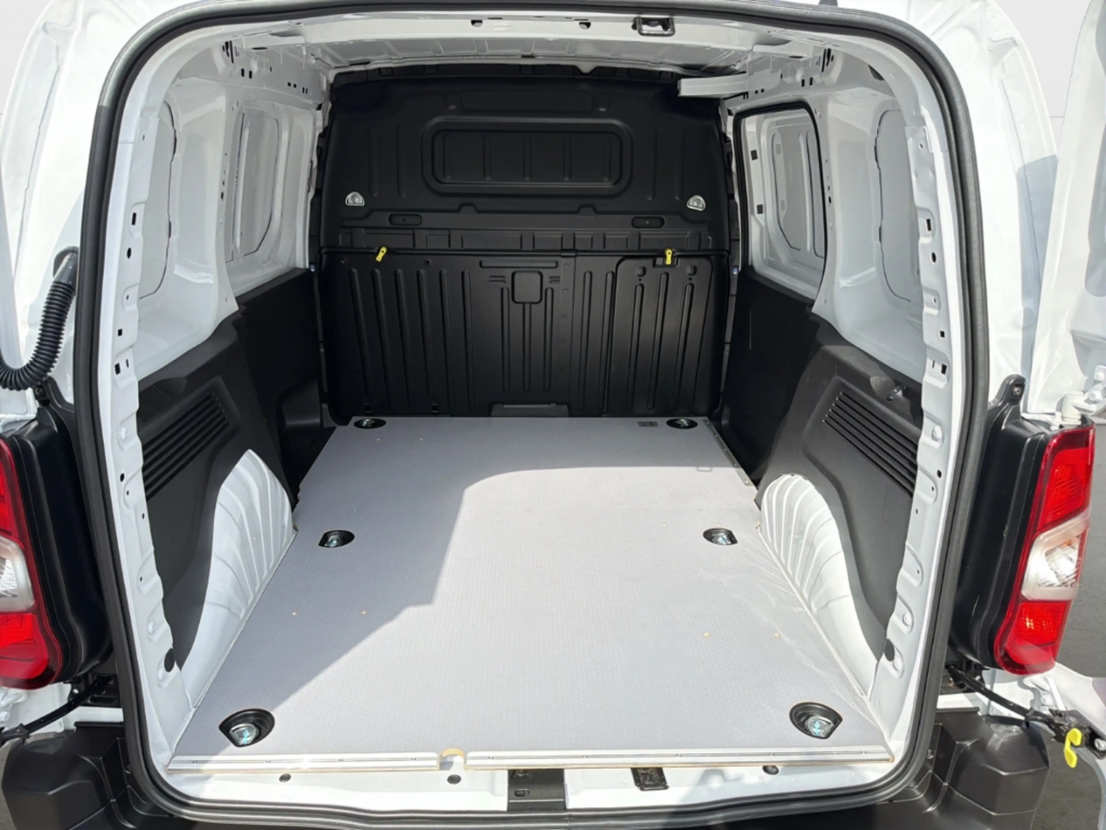 Toyota Proace City 1.5 D-4D L1 Meister,Klima+Tempomat+ParkDistanceCon — photo 8