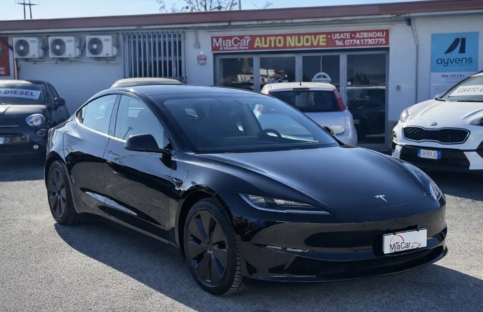 Tesla Model 3 Long Range awd - 1