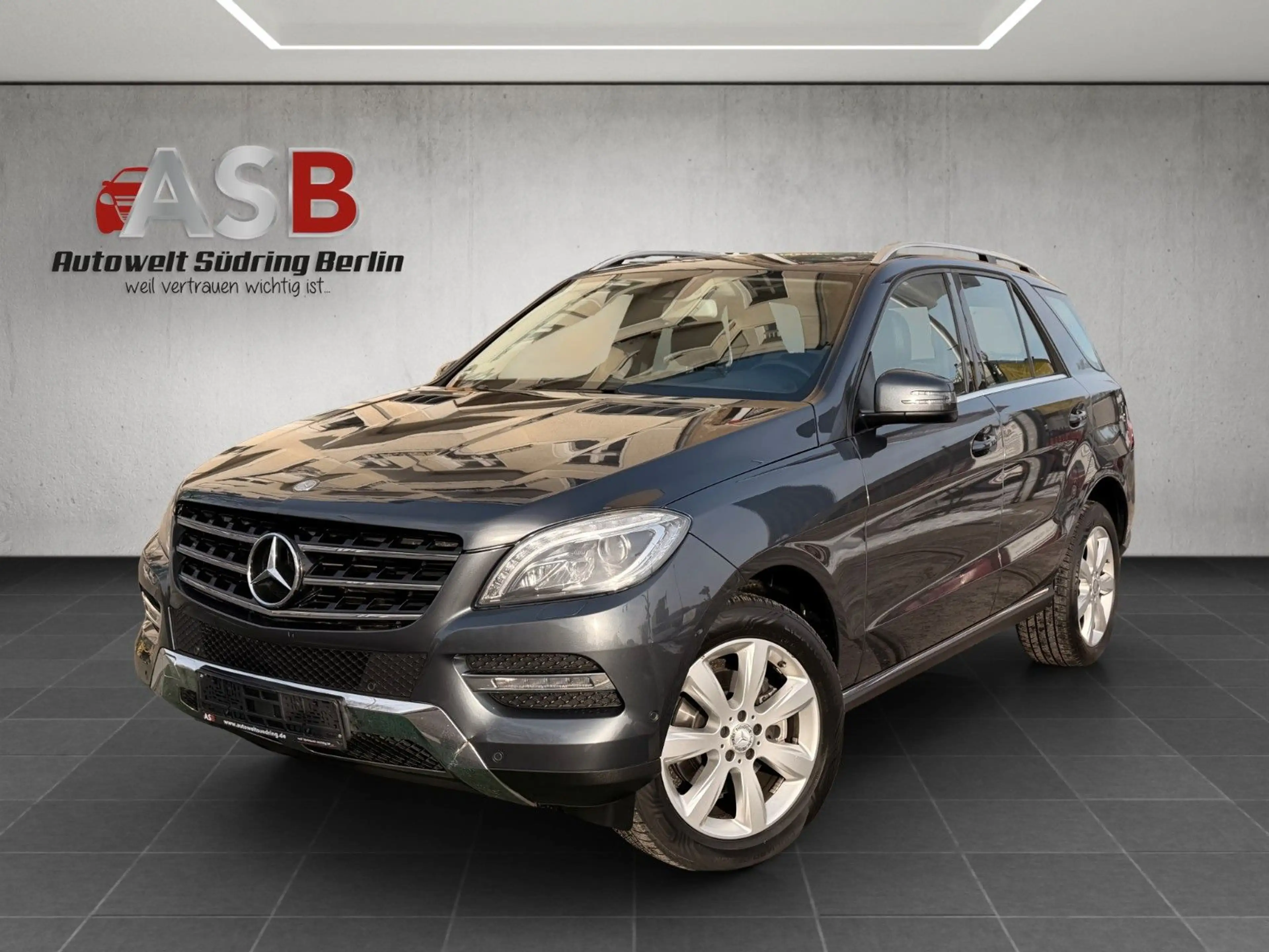 Mercedes-Benz ML 250 CDI 4Matic BlueTec Automatik*LED*2.Besitz