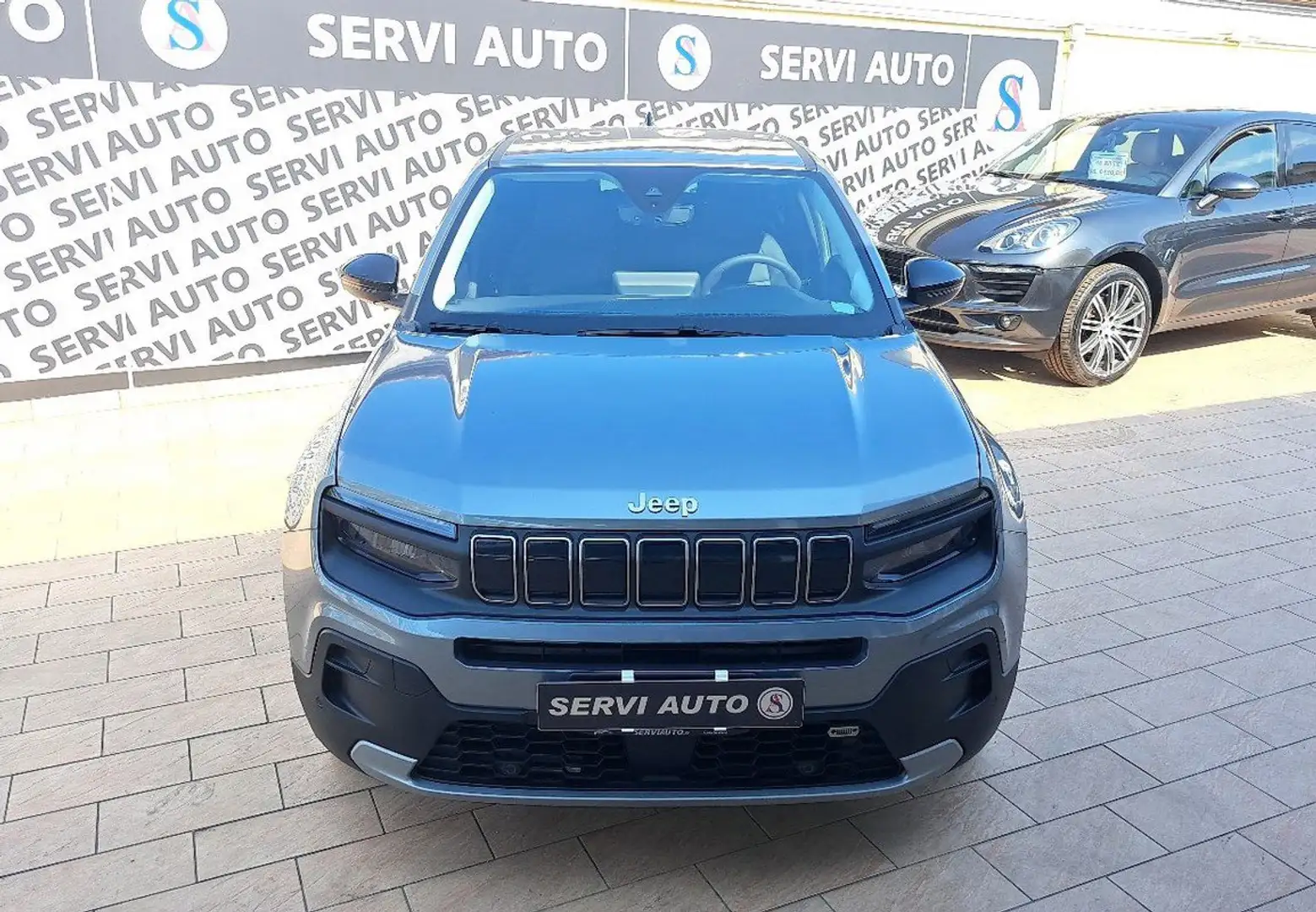 Jeep Avenger 1.2 Turbo Altitude Gris - 2