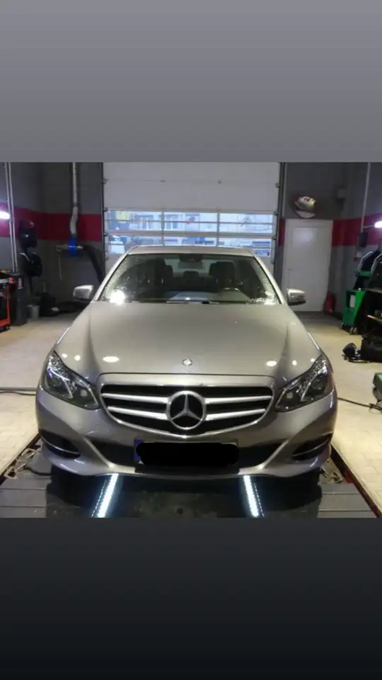 Mercedes-Benz E 200