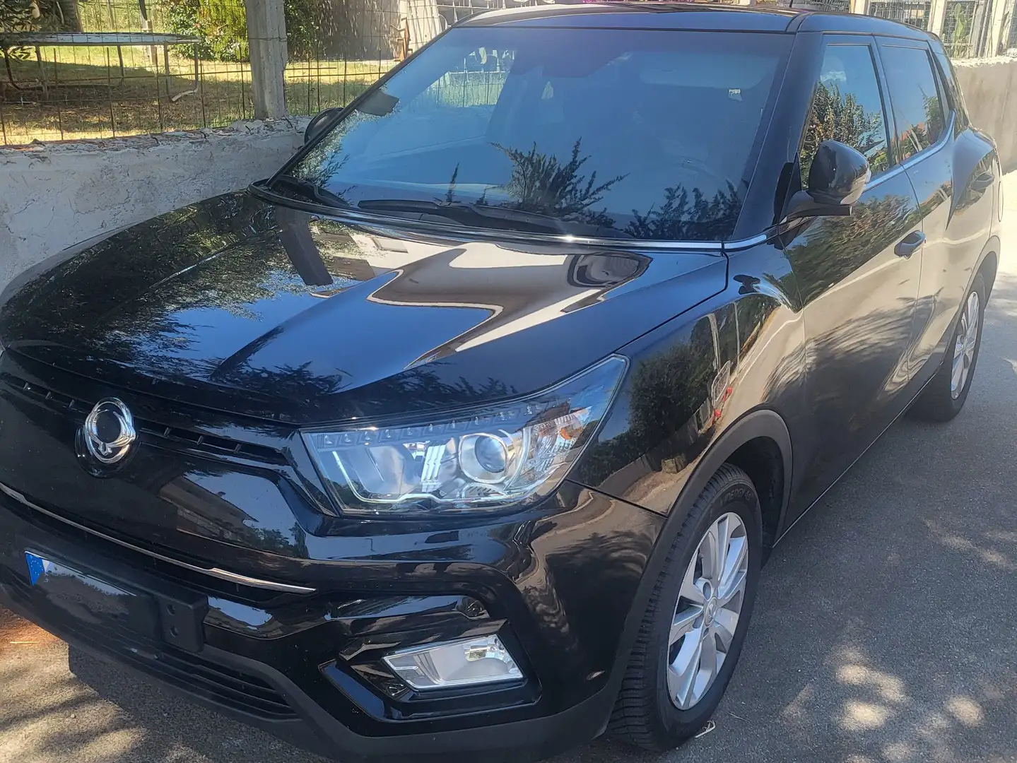 SsangYong Tivoli Tivoli 1.6 Icon Gpl 2wd Fekete - 2