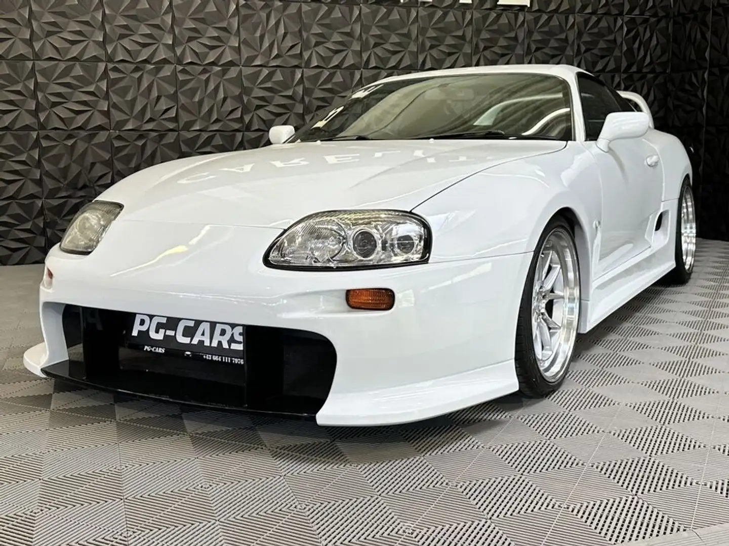 Toyota Supra Mk4 3.0 Weiß - 1