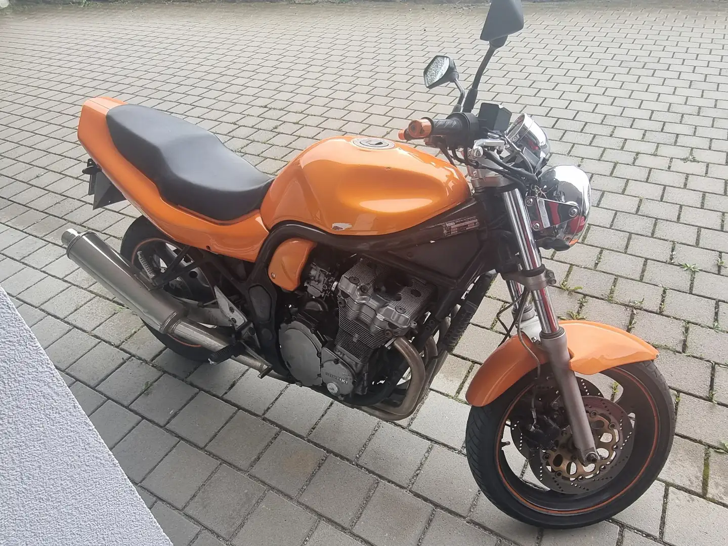 Suzuki Bandit 600 Orange - 2