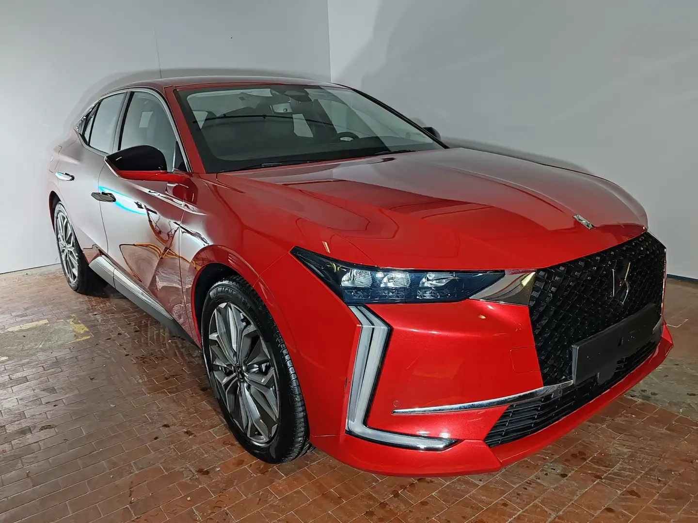 DS Automobiles DS 4 1.2 130cv Trocadero Auto Rosso - 2