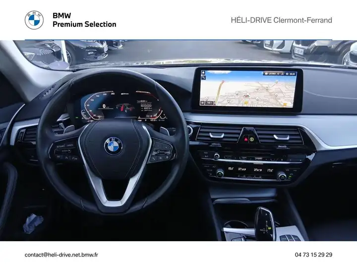 BMW 530 530eA xDrive 292ch Business Design Steptronic — photo 15