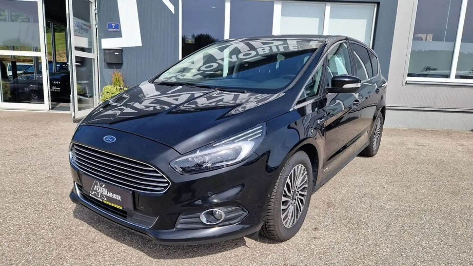 Ford S-Max Titanium 2.0 EcoBlue SCR AWD Aut. ''7-Sitzer Schwarz - 1
