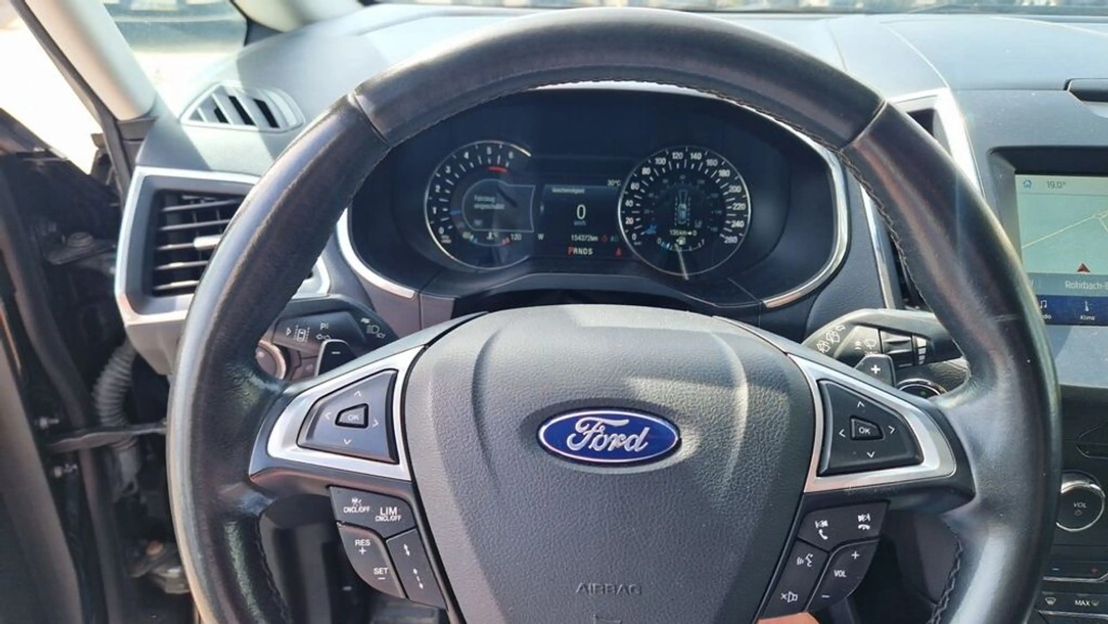 Ford S-Max Titanium 2.0 EcoBlue SCR AWD Aut. ''7-Sitzer — photo 15