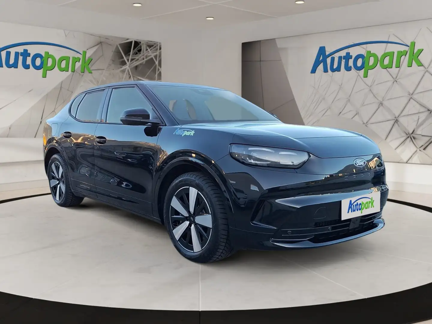 Ford Capri Extended Range Schwarz - 1