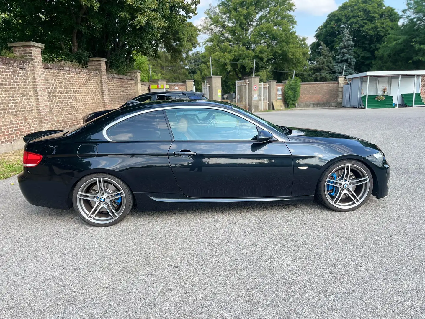 BMW 330 330d Coupé Österreich-Paket Aut. - 1