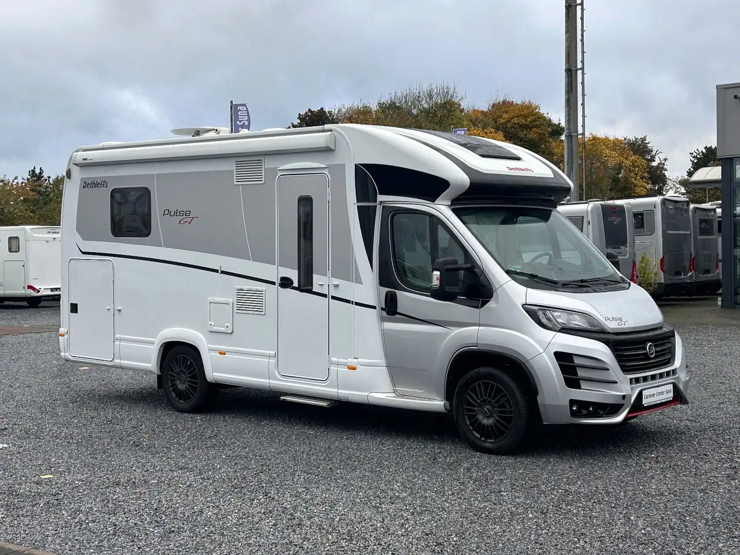 Dethleffs Pulse GT 6651 * Queensbett-Automatik * Silber - 1