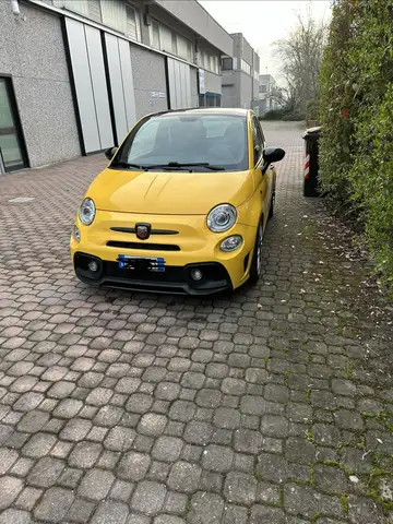 Abarth 595 Competizione