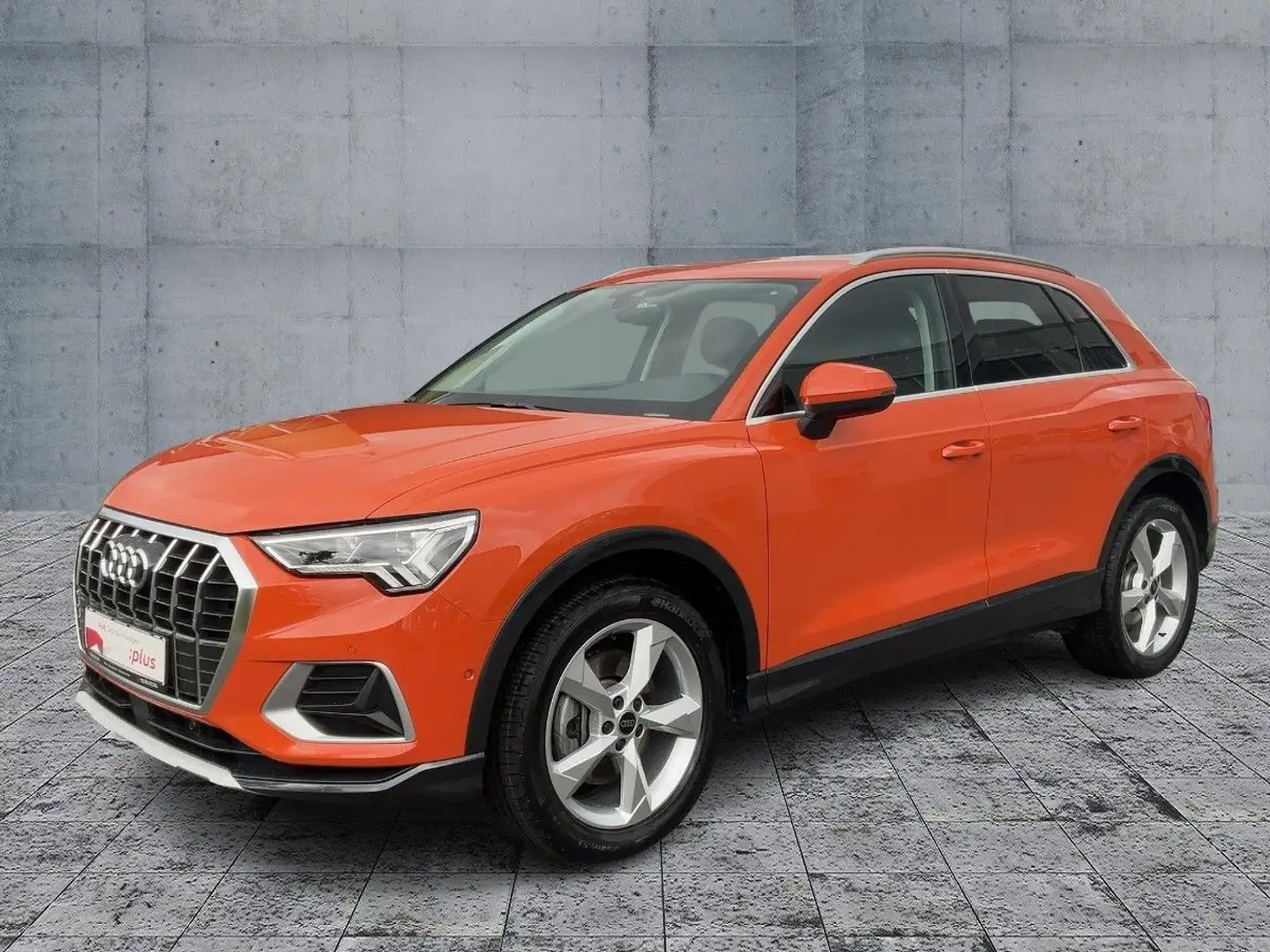 Audi Q3 40 TFSI QU S-TR ADVANCED LED+NAV +PDC+ACC+AHK Orange - 2