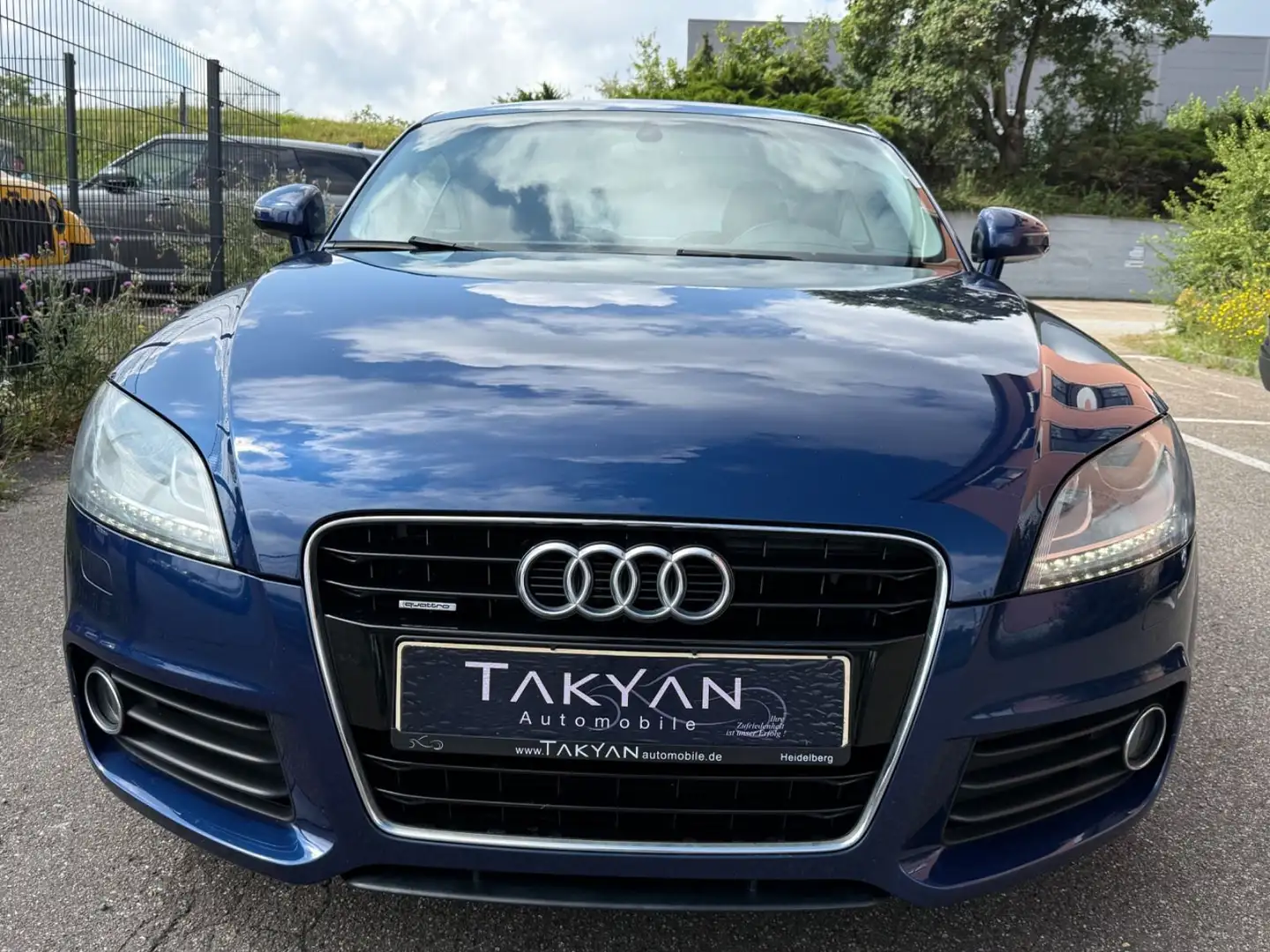 Audi TT 2.0 TFSI Coupe quattro/ 2.Hand /NAVI/XENON Blau - 2