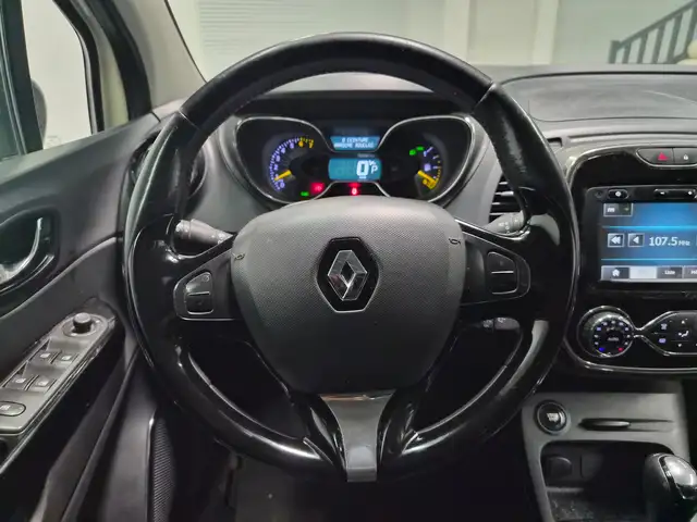Renault Captur view 12