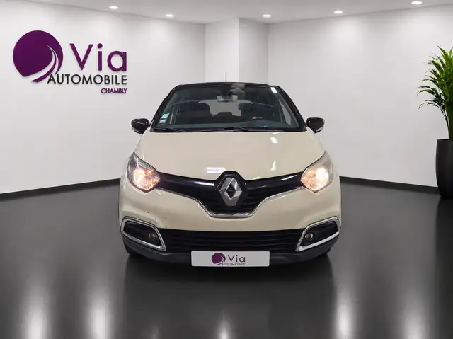 Renault Captur view 2