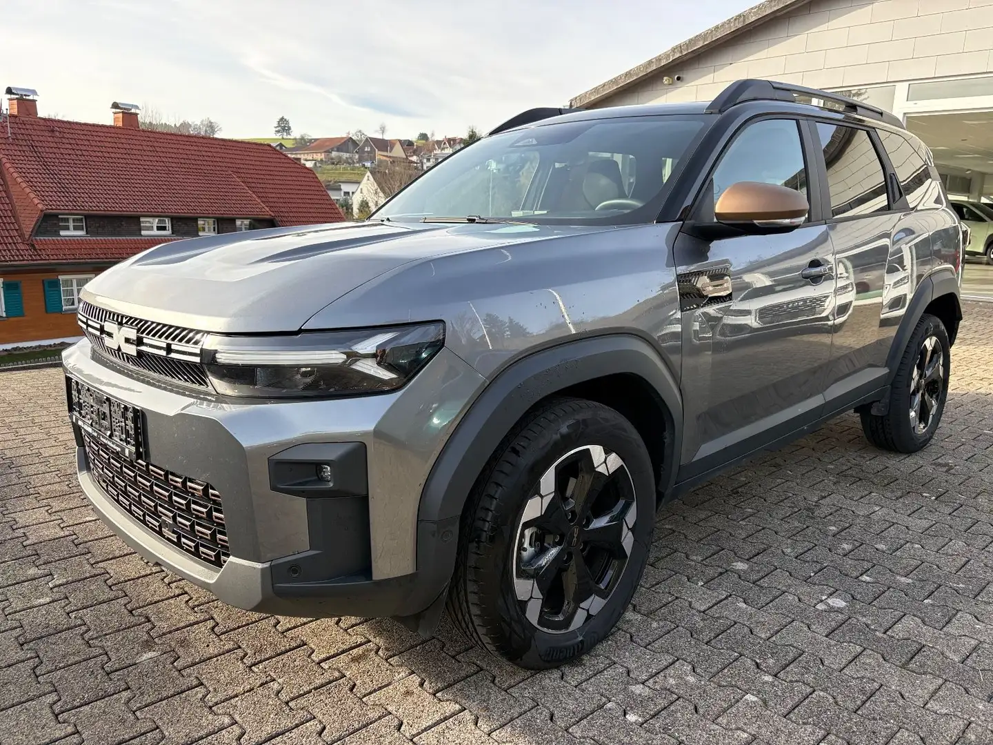 Dacia Bigster Hybrid 155 Extreme Grijs - 1