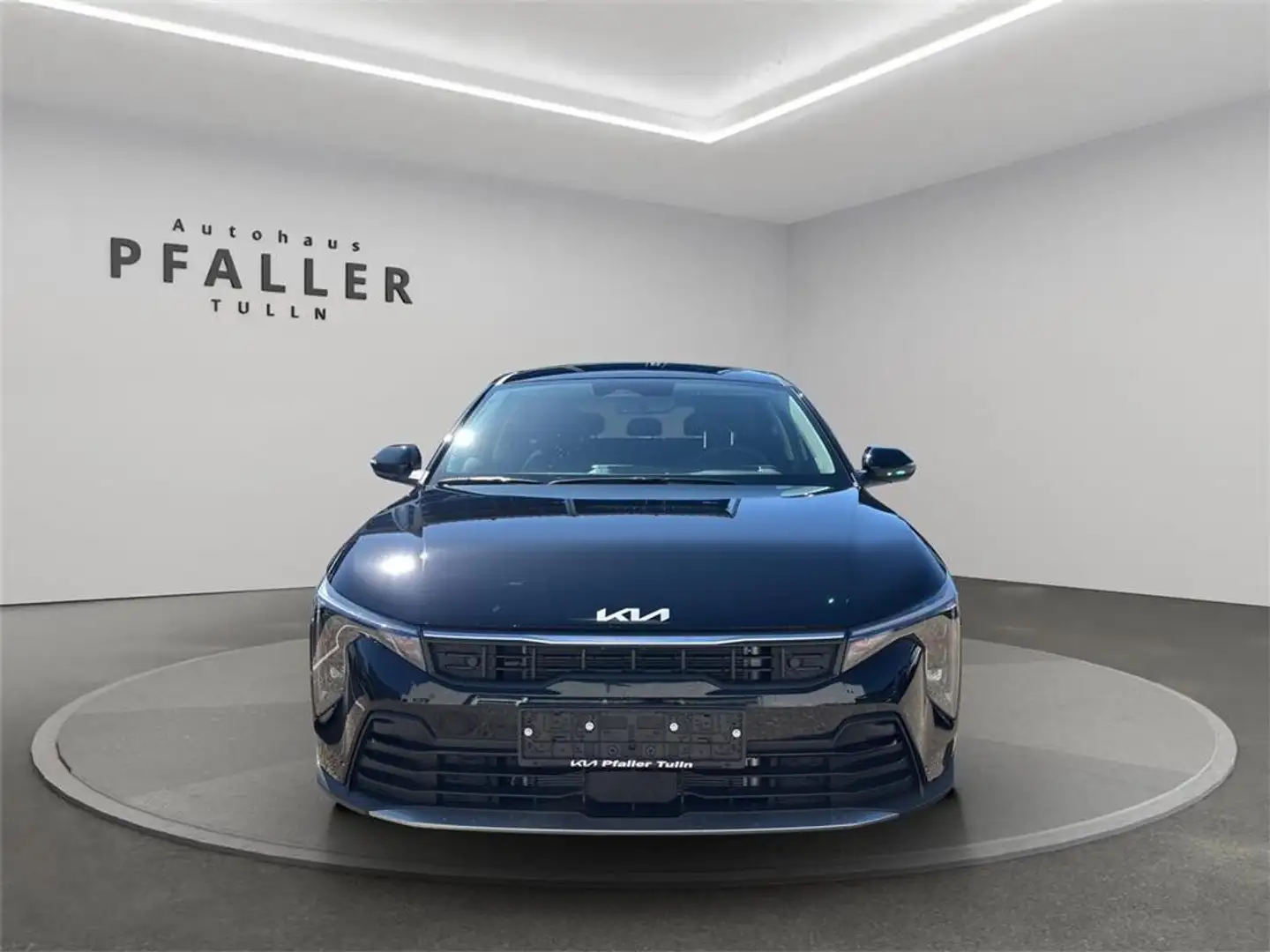 Kia K4 1,0 TGDI 48V Silber DCT Schwarz - 2