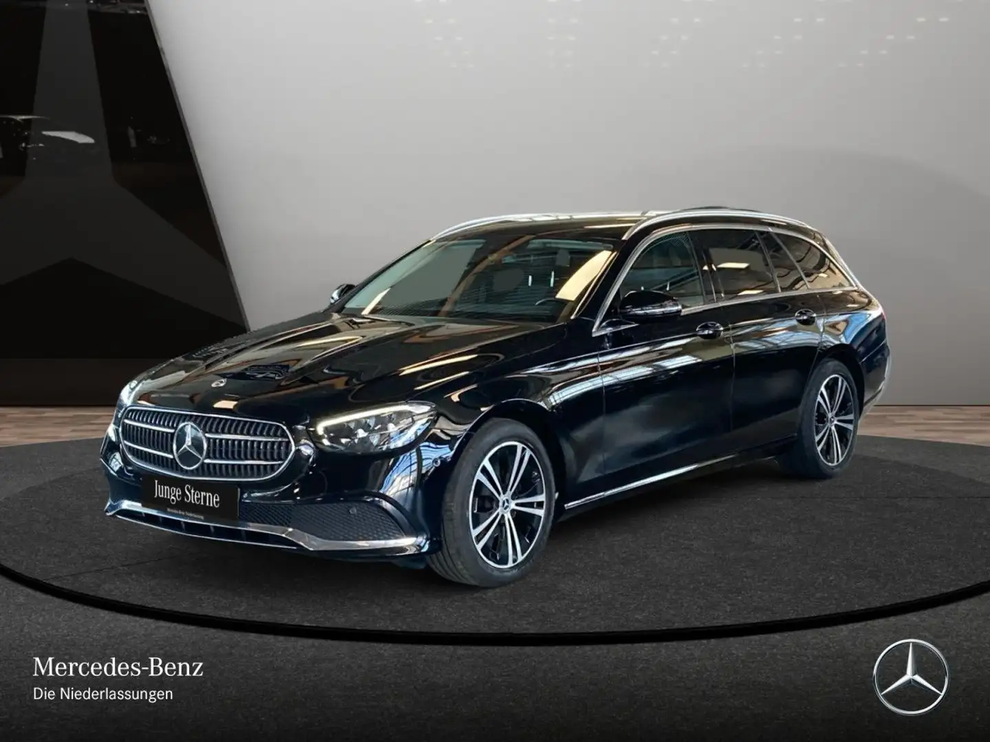 Mercedes-Benz E 200 d T AVANTG+LED+KAMERA+TOTW+9G Schwarz - 2