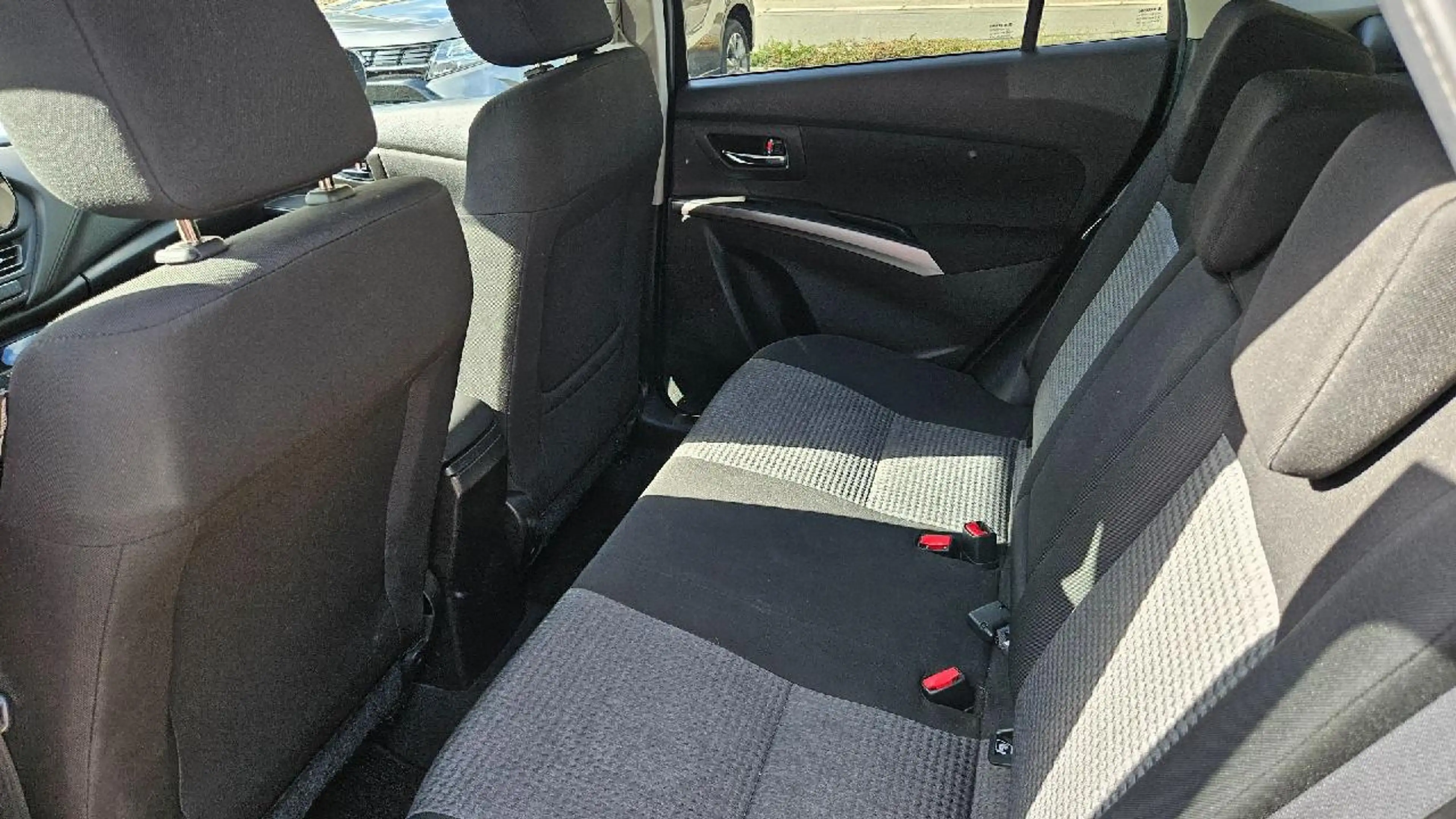 Suzuki SX4 S-Cross Comfort — photo 10