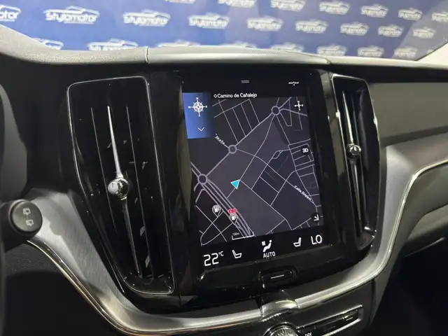 Volvo XC60 view 10