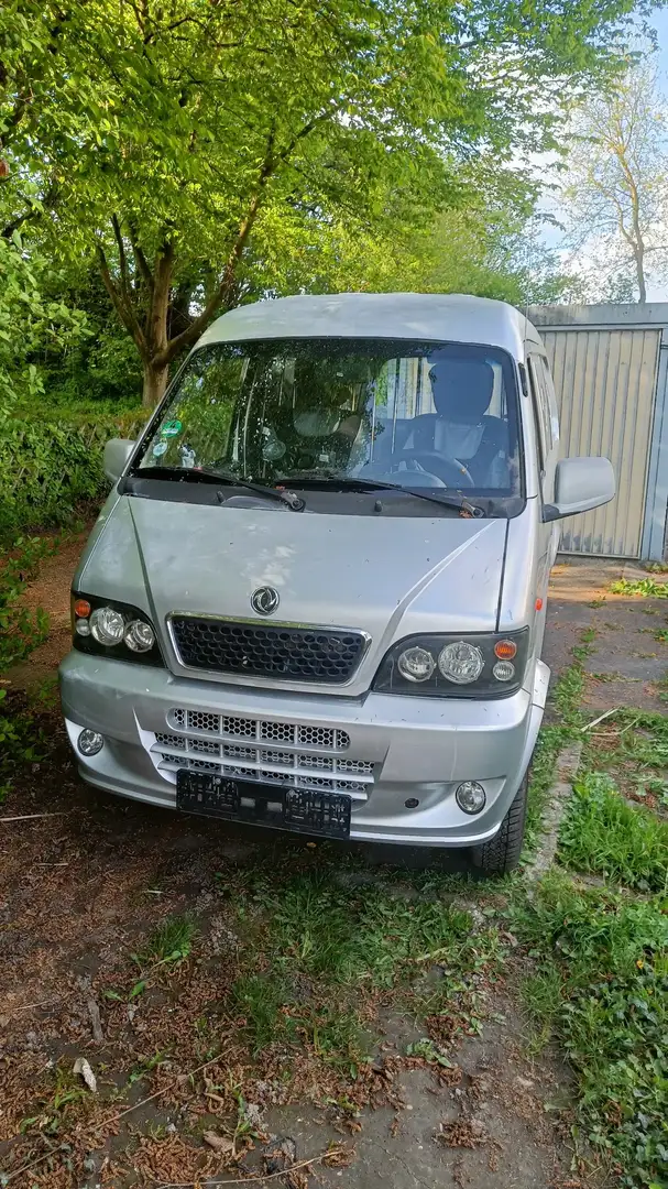 Dongfeng Sonstige Minivan K05 - 1