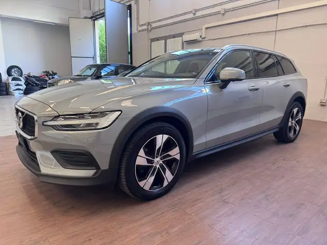 Volvo V60 Cross Country