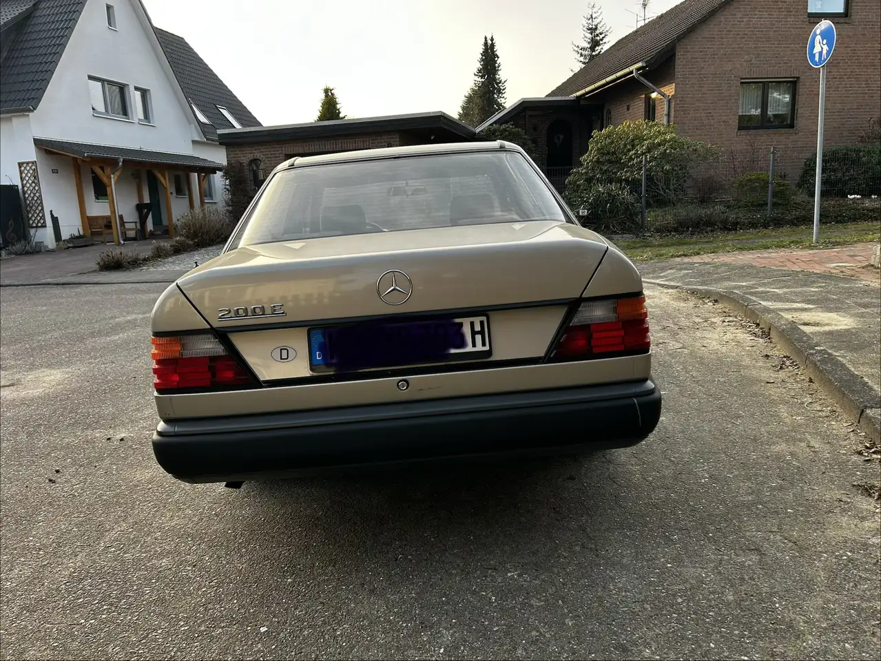 Mercedes-Benz 200, foto 3