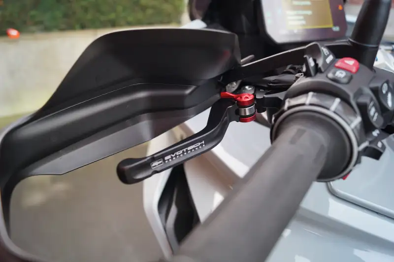 BMW S 1000 XR - foto 4