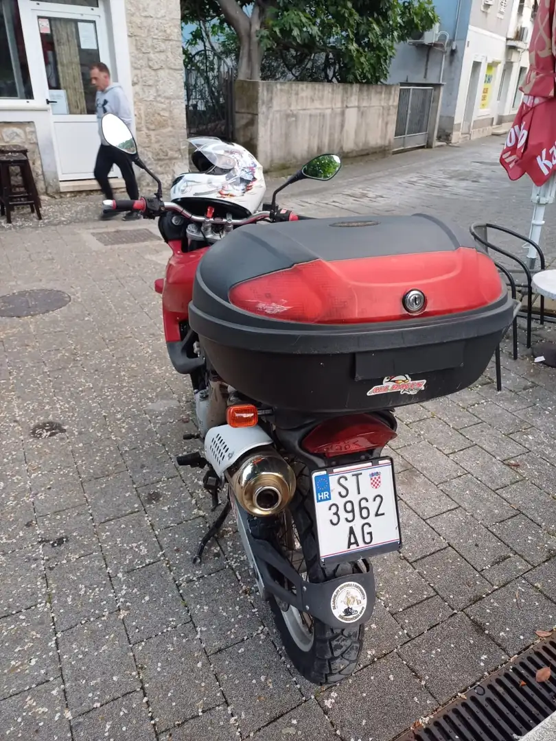 BMW F 650 Červená - 2
