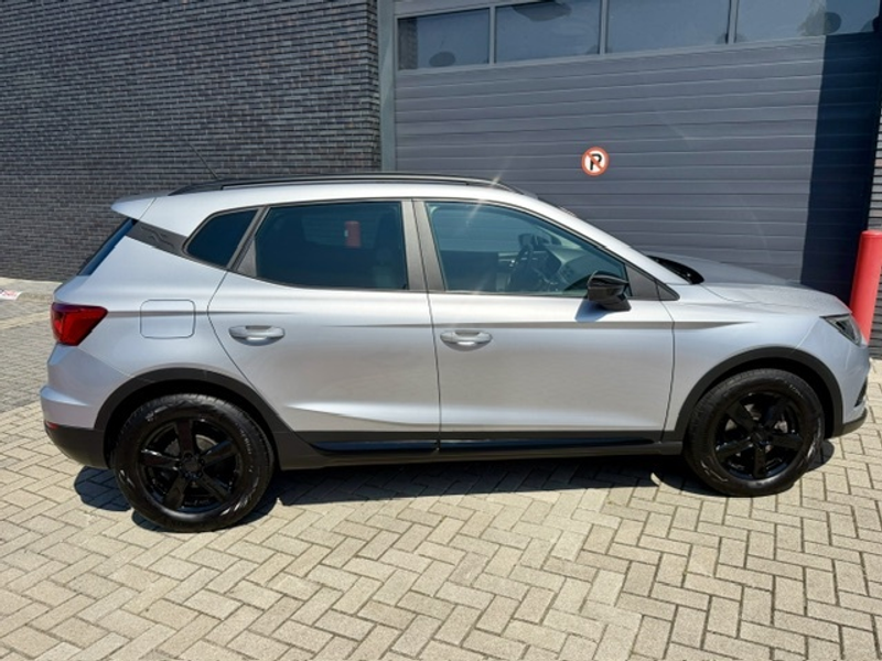 SEAT Arona 1.0 TSI Style B.Int+ Carplay Virtual Cockpit Trekh — photo 4