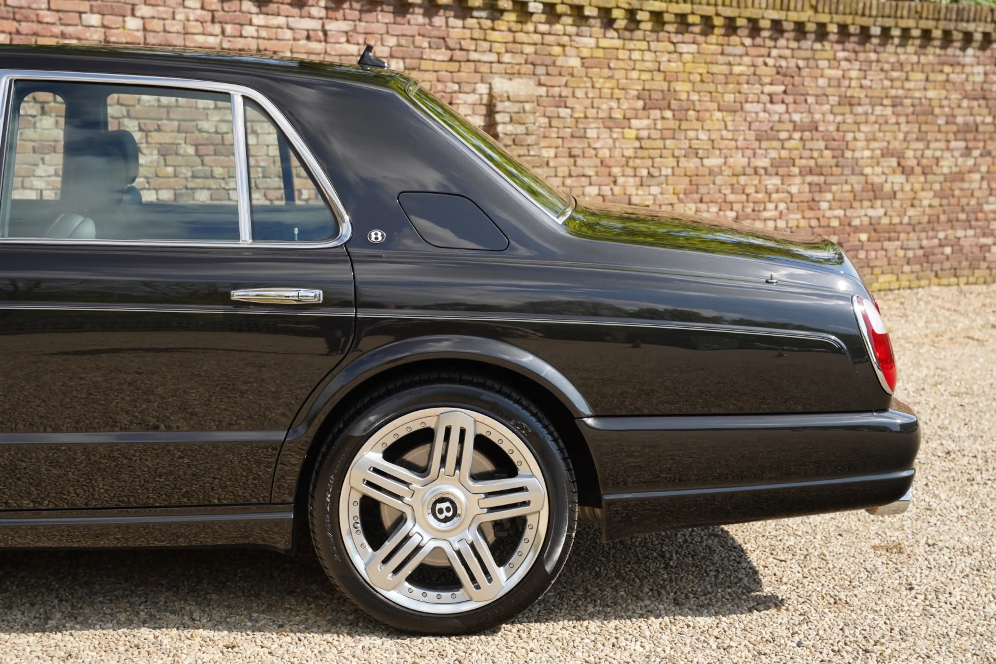 Bentley Arnage T PRICE REDUCTION "Diamond Black" VAT CAR! Execute — photo 12