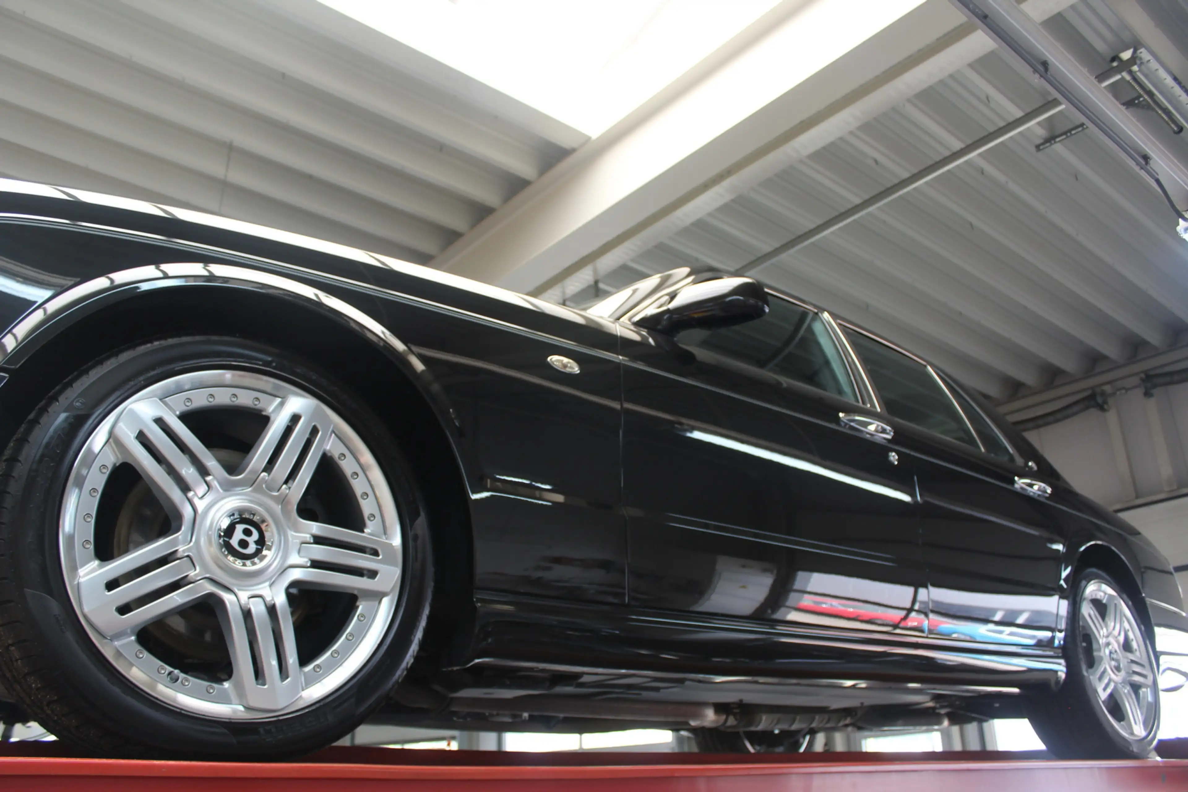 Bentley Arnage T PRICE REDUCTION "Diamond Black" VAT CAR! Execute — photo 7