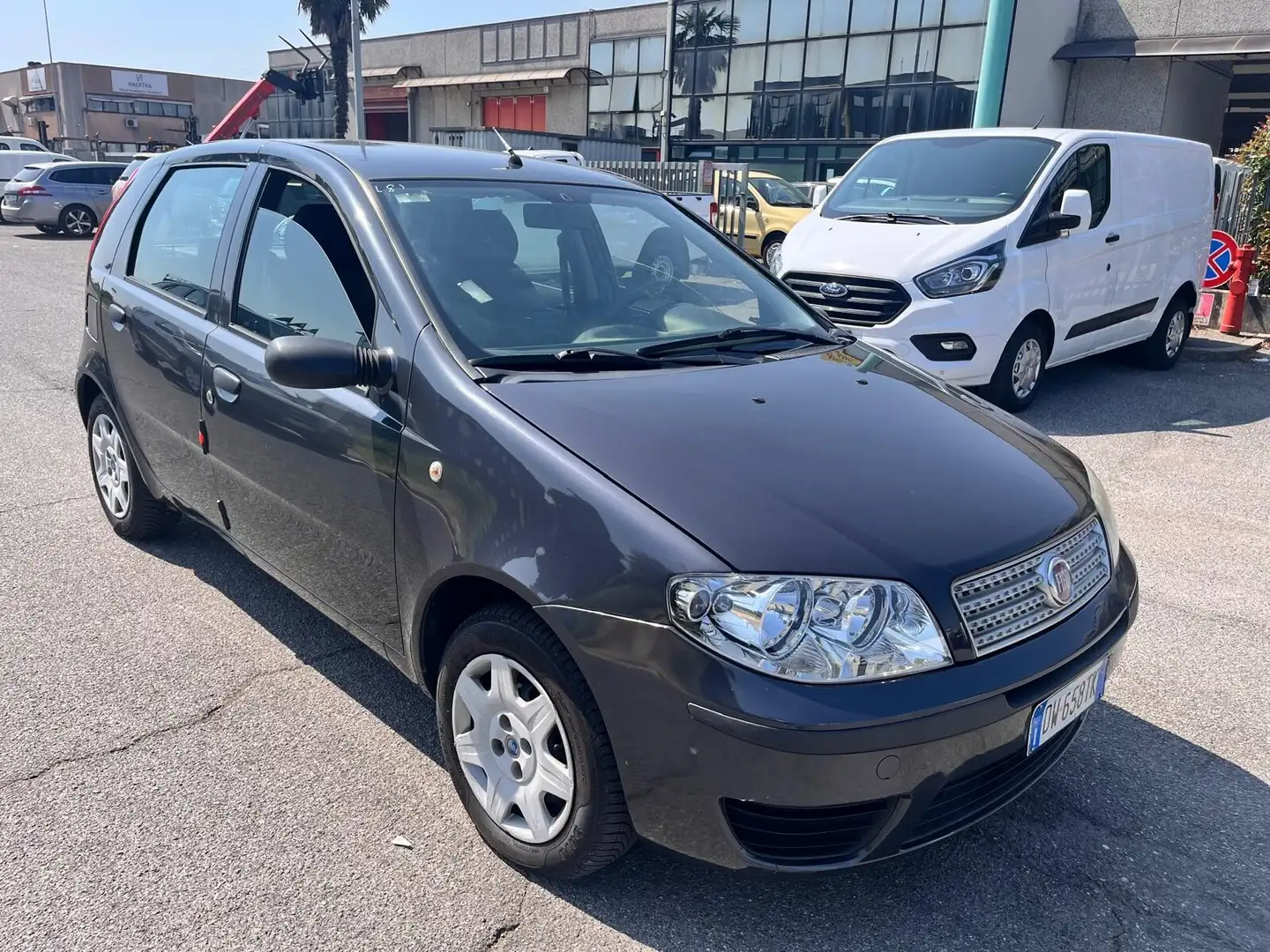 Fiat Punto Classic 1.2 5 porte Active GPL Grigio - 2