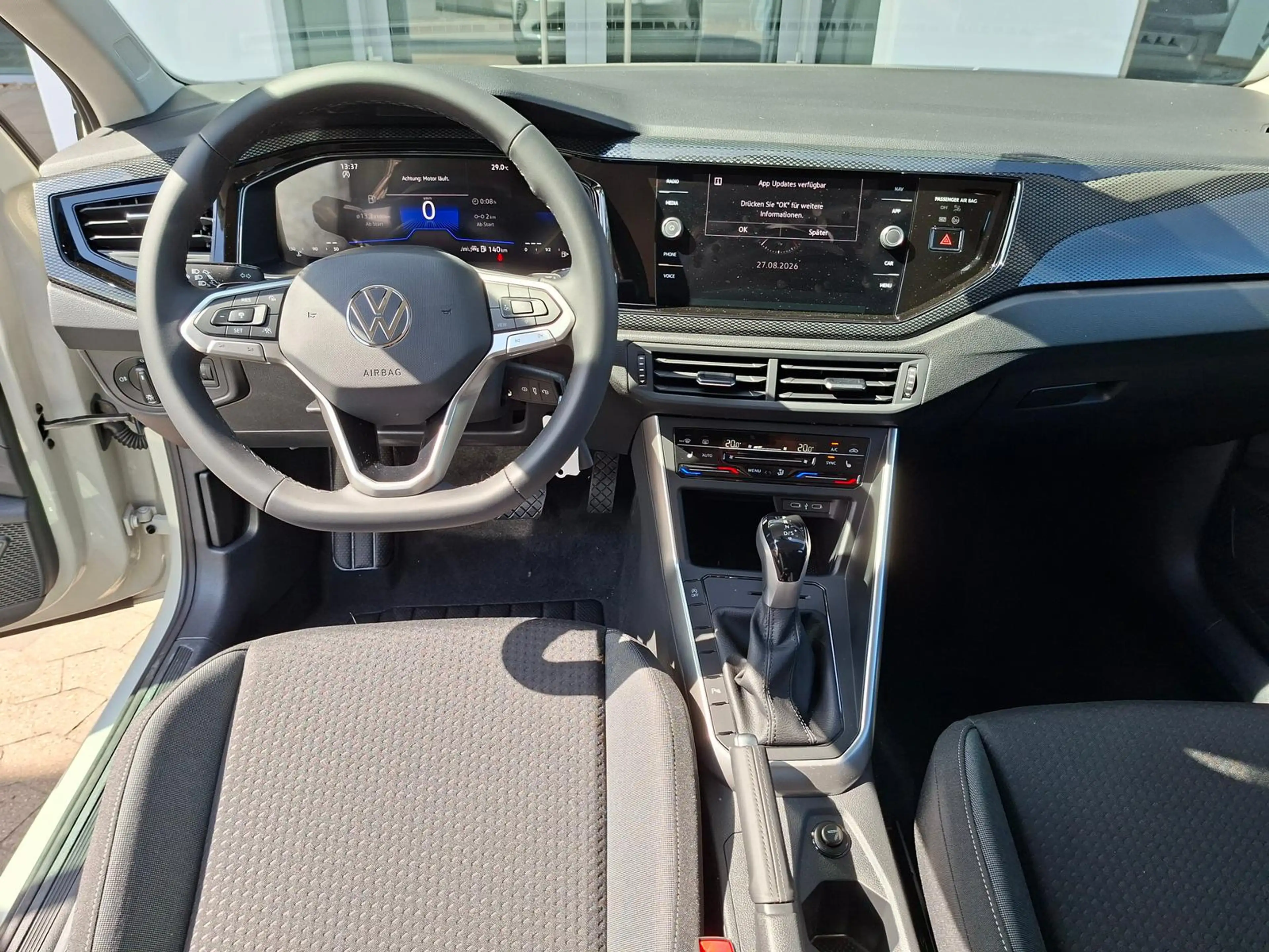 Volkswagen Taigo Life 1.0TSI DSG AHK 5J Garantie APP Kamera — photo 13