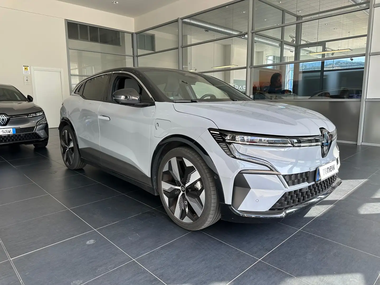 Renault Megane e-tech techno ev60 220cv ac22 Grigio - 2