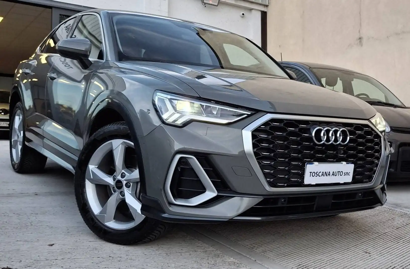 Audi Q3 Q3 2023 Sportback 45 1.4 tfsi e S line edition Gris - 2