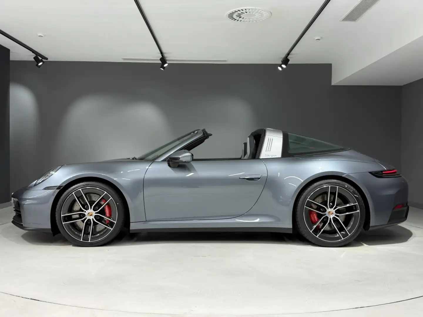 Porsche 911 Targa 4S Gris - 2